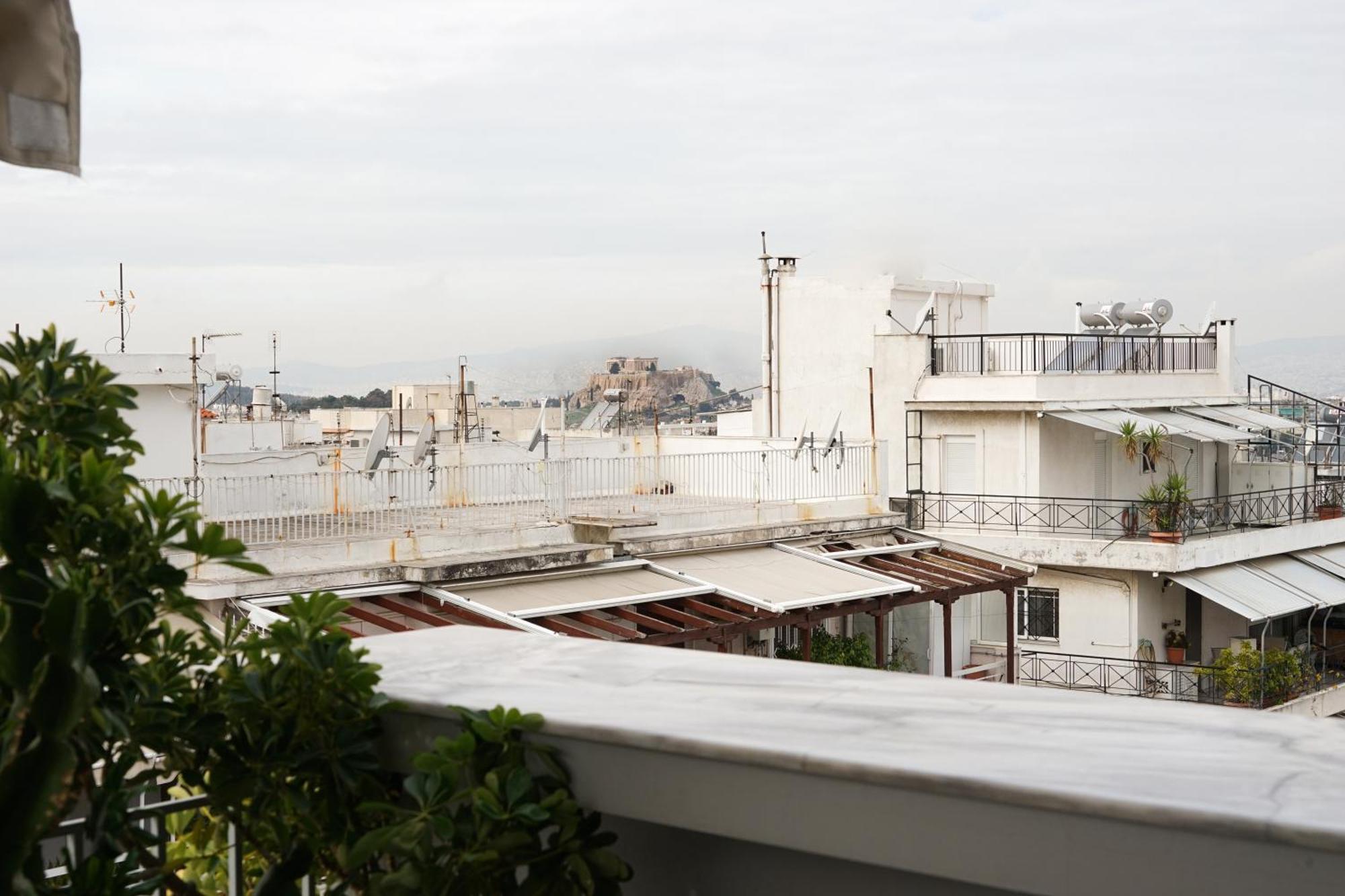Small & Cozy With Acropolis & Lycabettus View アテネ エクステリア 写真