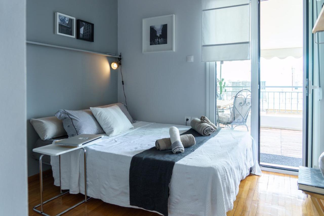 Small & Cozy With Acropolis & Lycabettus View アテネ エクステリア 写真