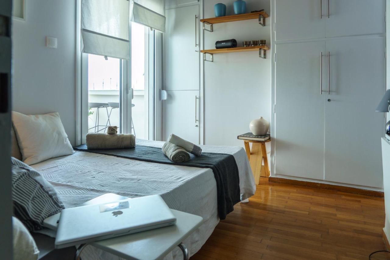 Small & Cozy With Acropolis & Lycabettus View アテネ エクステリア 写真
